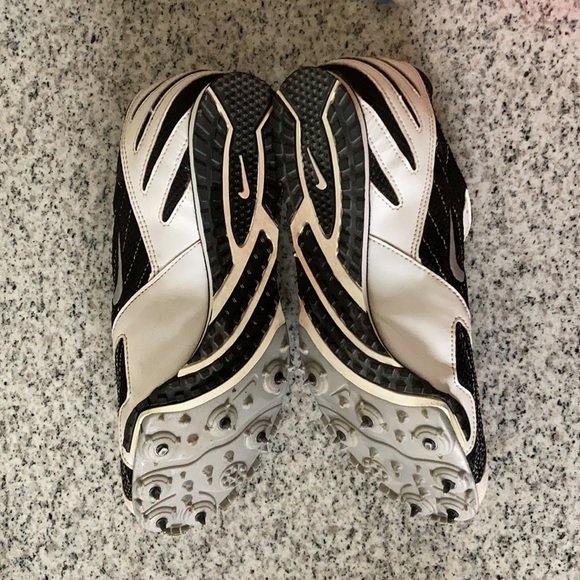 Nike Cleats. - Picture 6 of 7